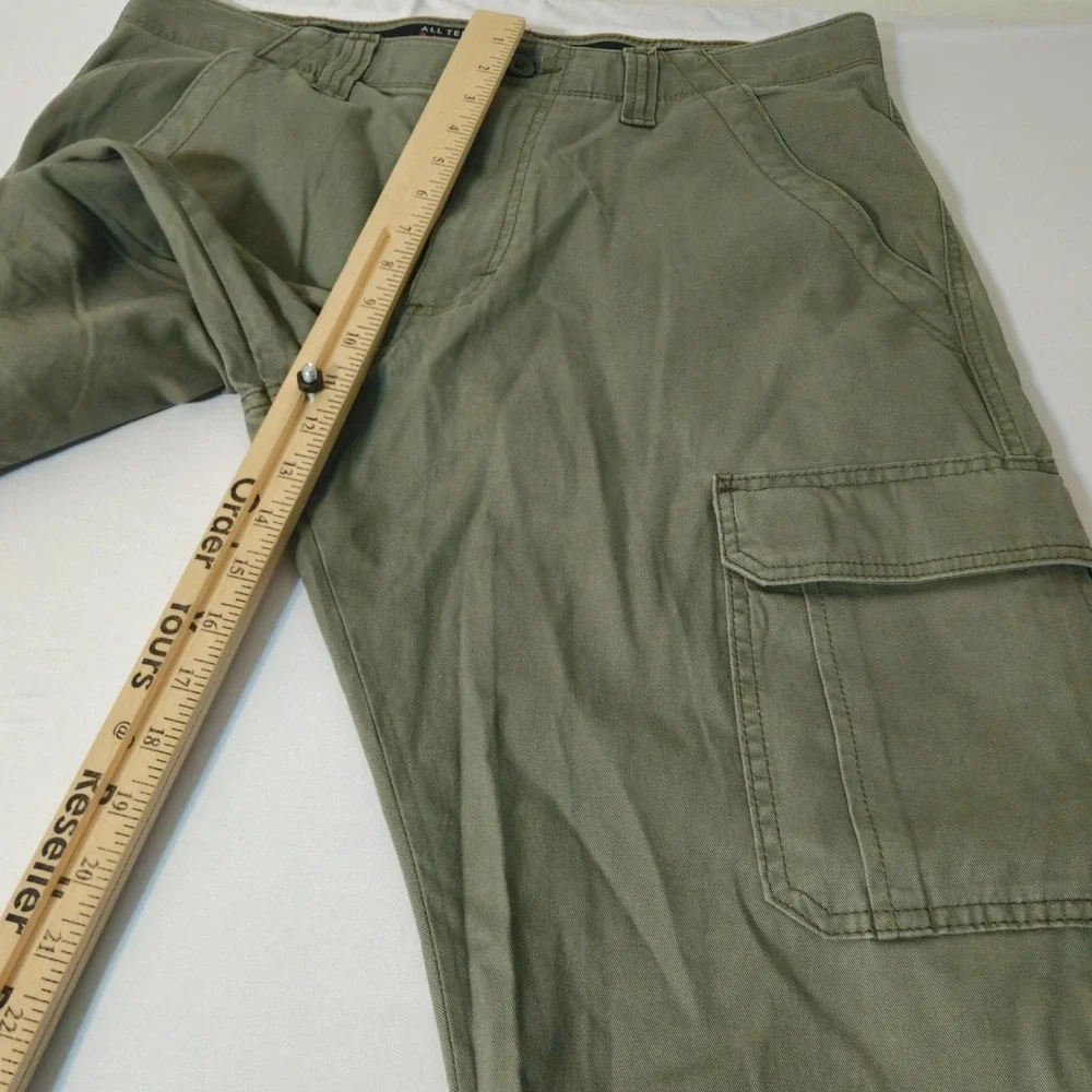 Wrangler ATG Cargo Pants Mens 32x34 Green All Terrain Gear Straight Leg‎ Utility